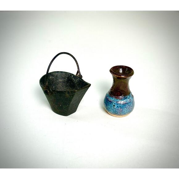 Miniature Lot, Cast Iron Coal Bucket + Rustic, glazed Stoneware Dollhouse Vase - Picture 4 of 6